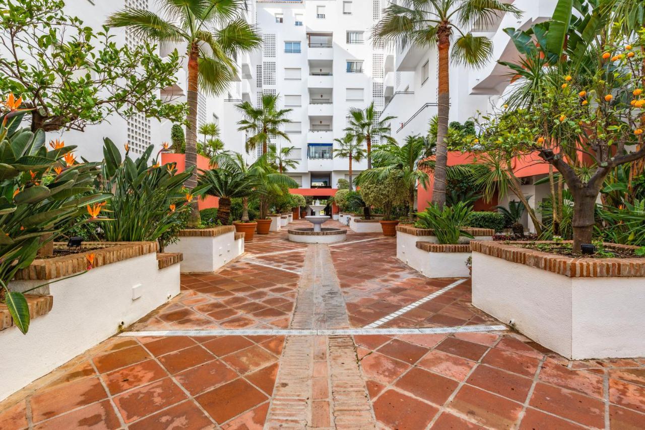 Apartament Studio, With Sea View, In Medina Garden - Puerto Banus Marbella